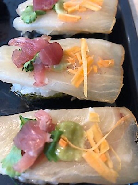 Sushi Frisch mit Thunfisch 45g - zum Schließen ins Bild klicken