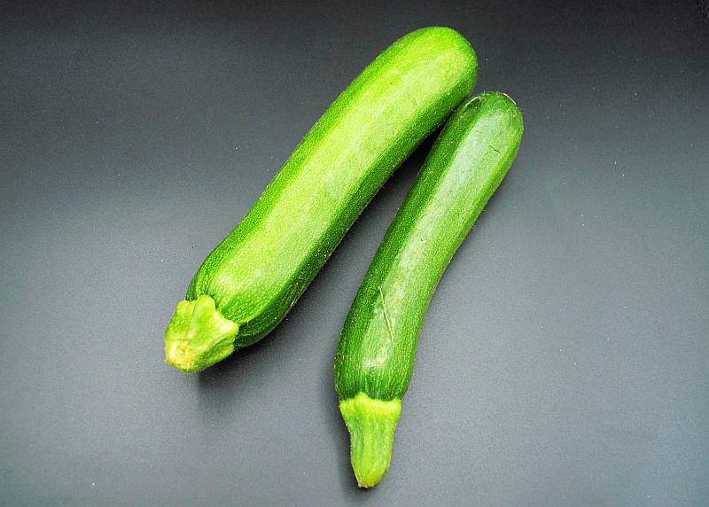 Zucchini / Kilo - Click Image to Close