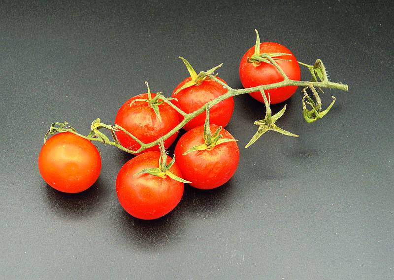 Cherry Tomatoes / Kilo - Click Image to Close