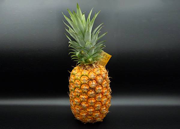 Pineapple / kg - Click Image to Close